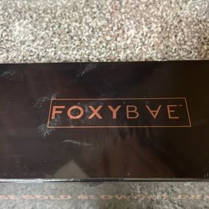 Blowout Dryer Brush-NEW!!!! Sealed never opened